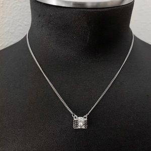 BCBGENERATION DAINTY NECKLACE CAMERA SILVER GEM